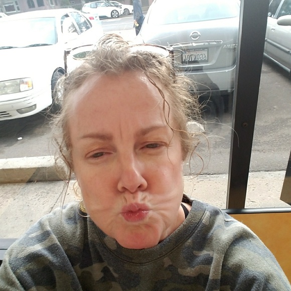 Meet your Posher, Mary - Picture 1 of 1